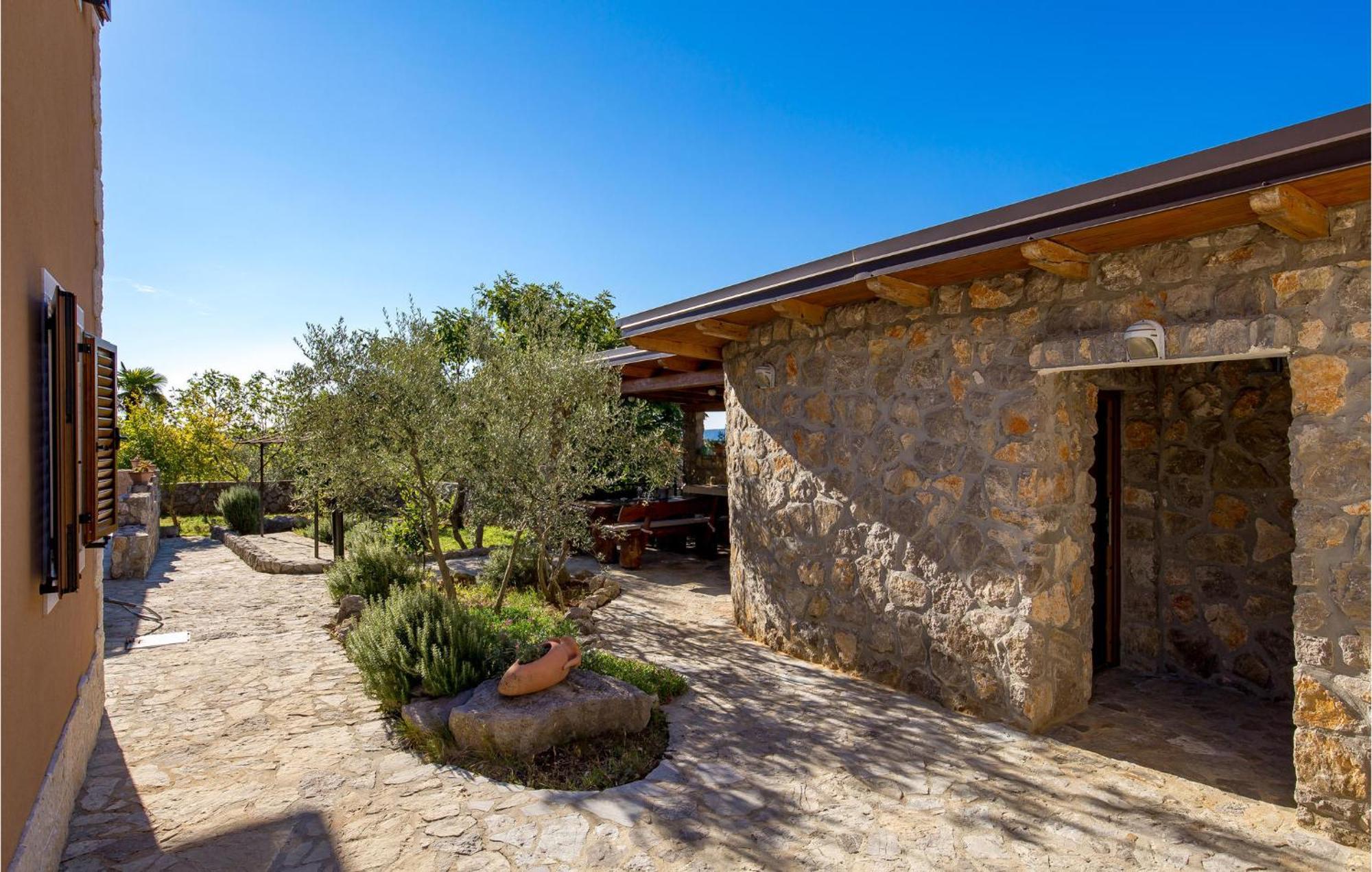 Gorgeous Home In Zgaljici With Sauna Kültér fotó